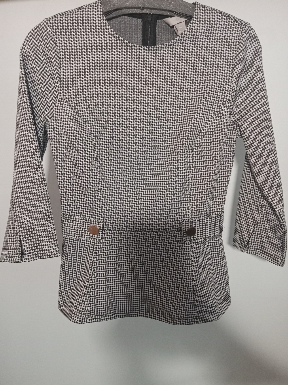 H&M Black & White Houndstooth Peplum-Style Top